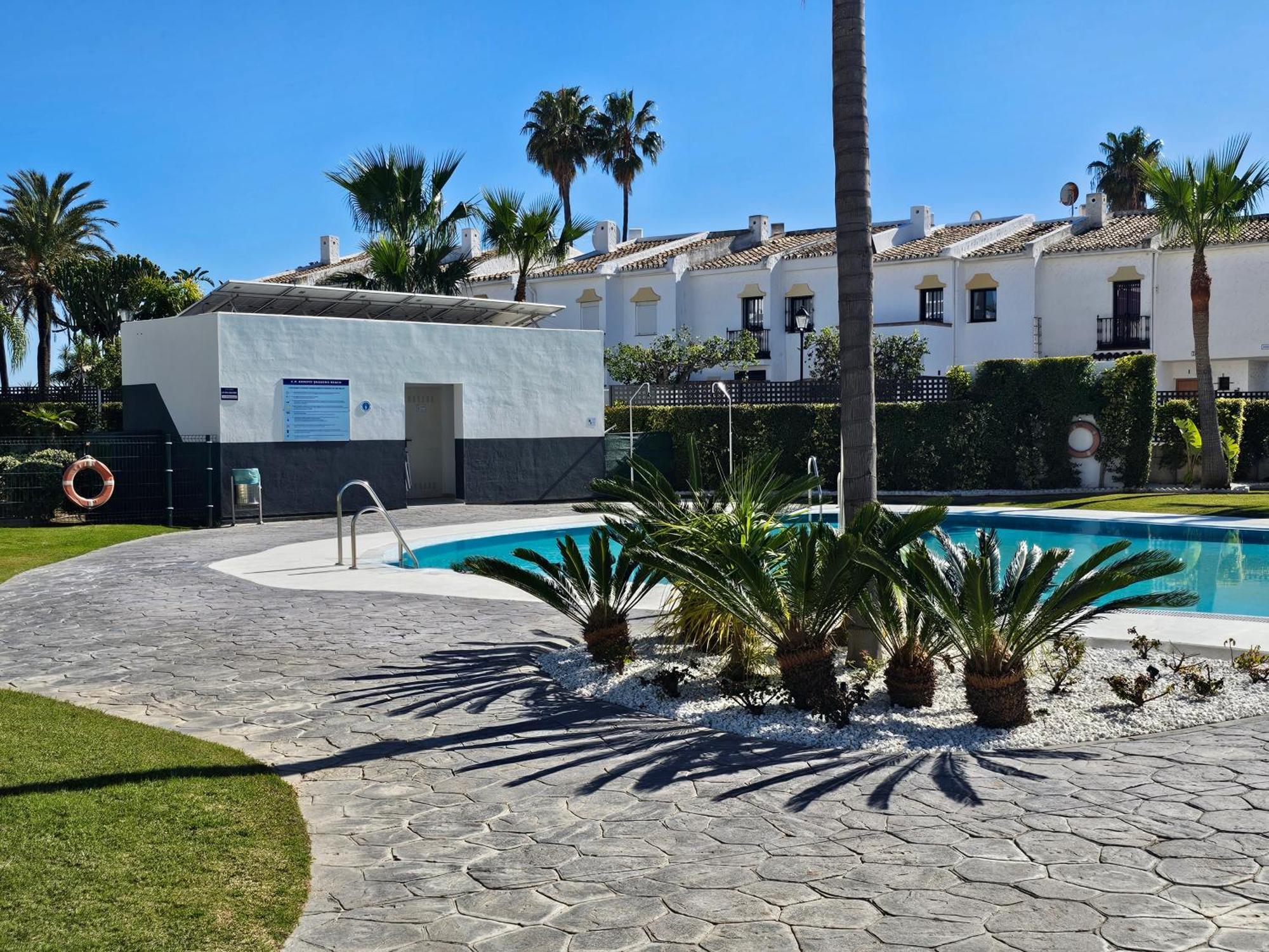 Arroyo Beach Home Estepona Ngoại thất bức ảnh